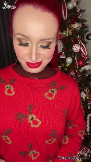 Xmas Vibes - FetiliciousFans